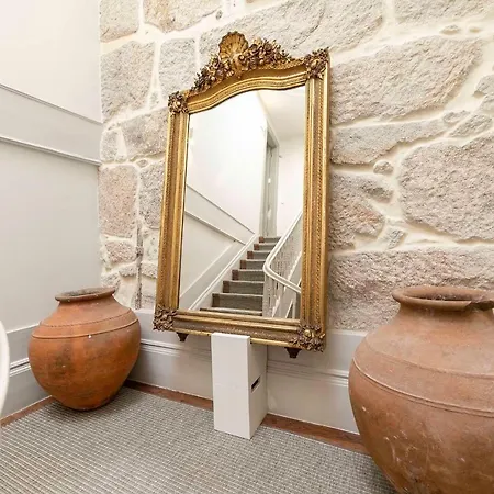 Apartment Palacio Fenizia - Bonfim 191 By Lovelystay Porto