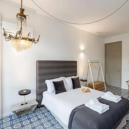 Palacio Fenizia - Bonfim 191 By Lovelystay * Porto